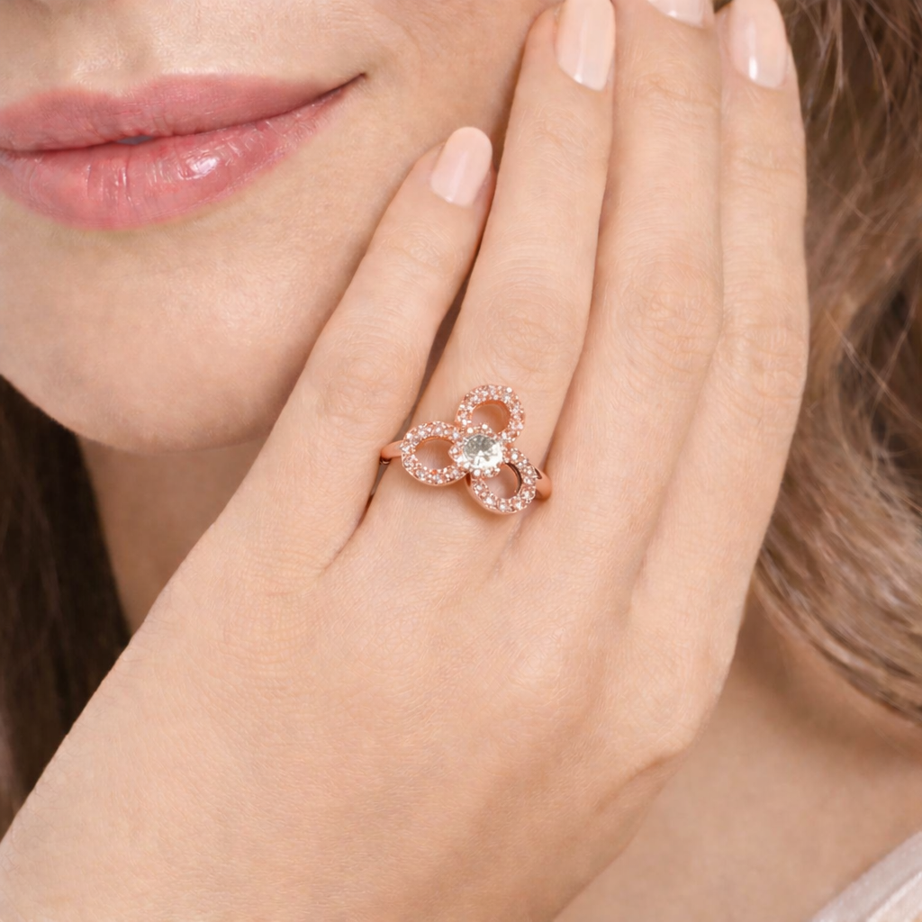Floral Diamond Cluster Ring in 14K & 18K Gold | White, Yellow & Rose Gold Flower Diamond Ring
